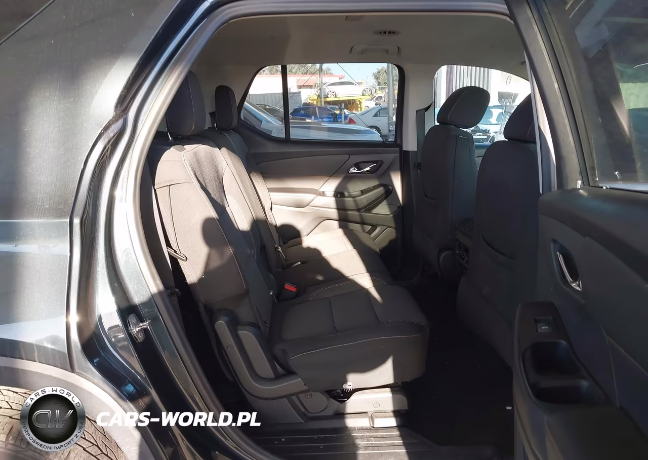 2018 Chevrolet Traverse Lt Cloth VIN:1GNERGKW9JJ266965 - 8