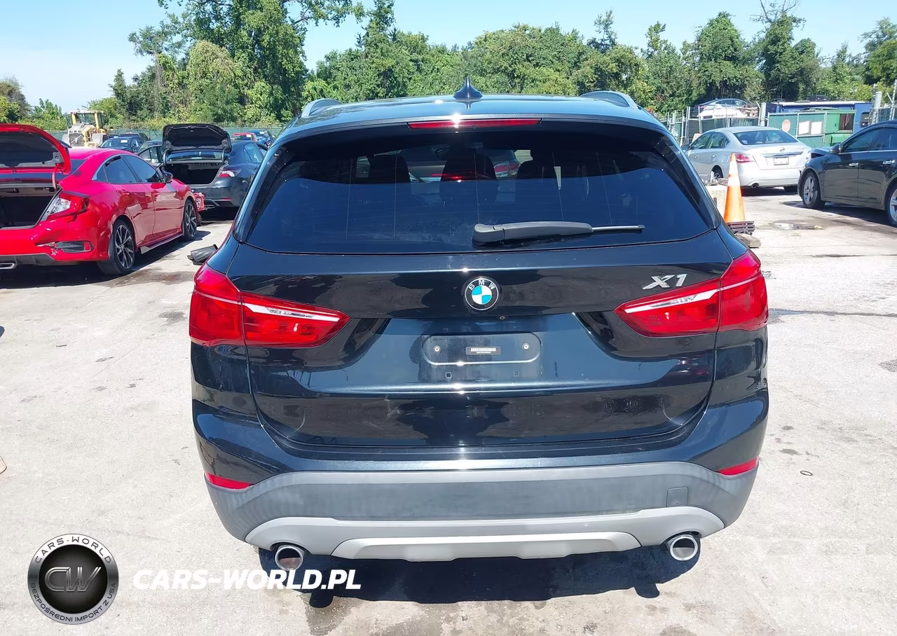 2018 BMW X1 xDrive28I VIN:WBXHT3C3XJ5F89425 - 16