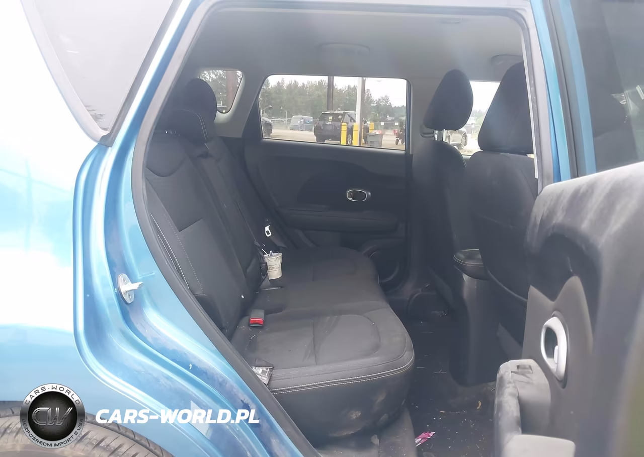 2016 Kia Soul + VIN:KNDJP3A5XG7396743 - 8