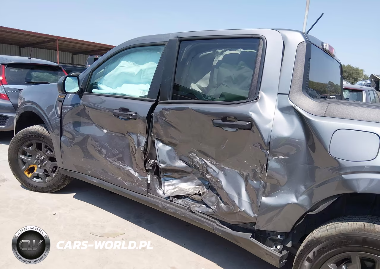 2024 Ford Maverick Xlt VIN:3FTTW8C95RRA55240 - 17
