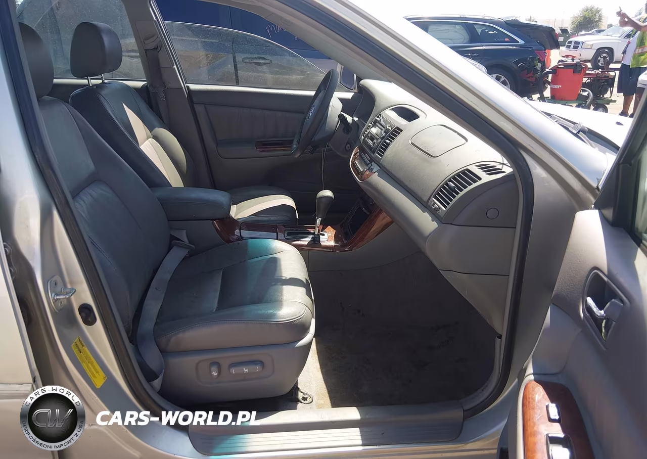 2005 Toyota Camry Xle V6 VIN:4T1BF30K75U108704 - 5