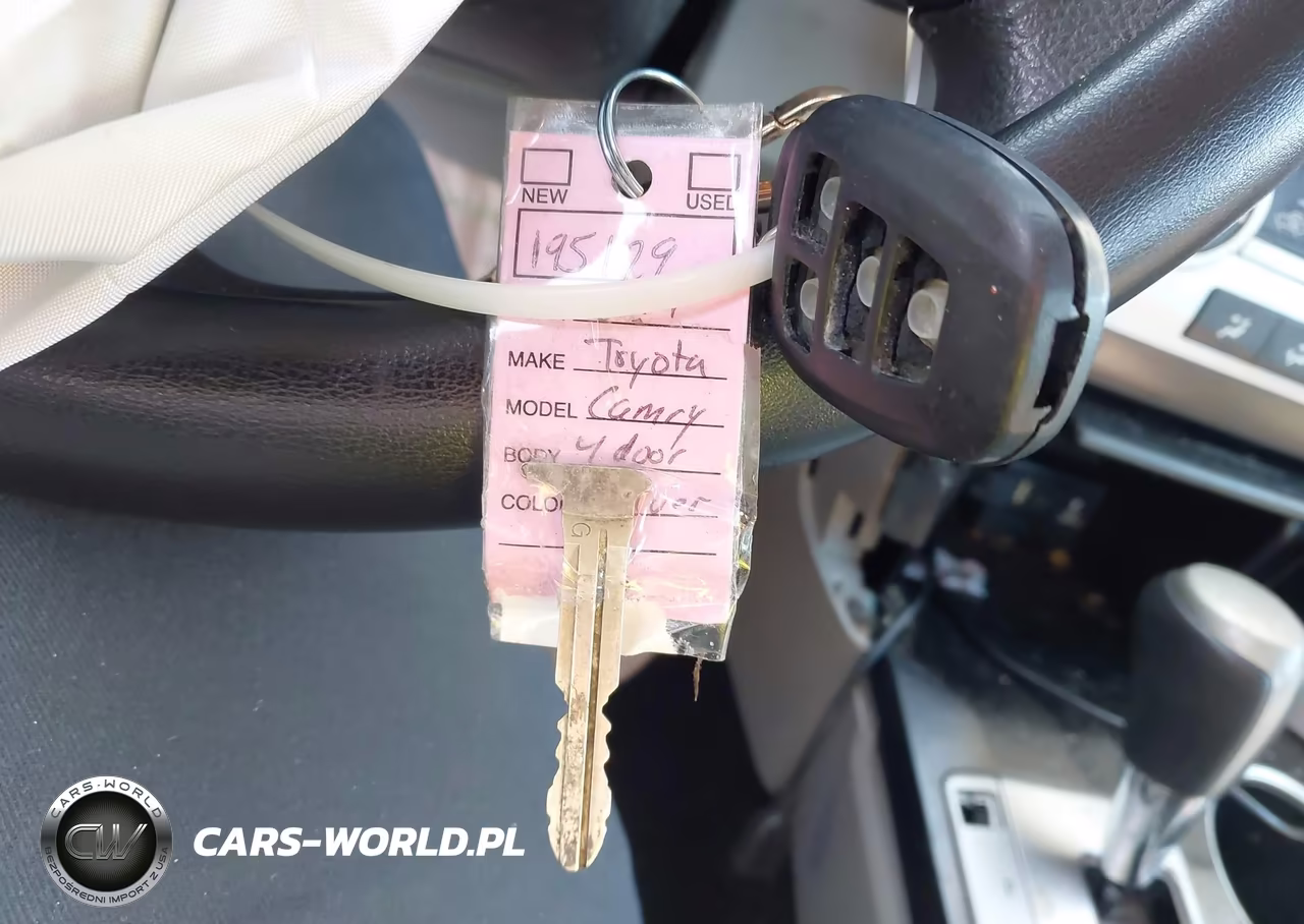 2014 Toyota Camry Le VIN:4T1BF1FK7EU738993 - 11