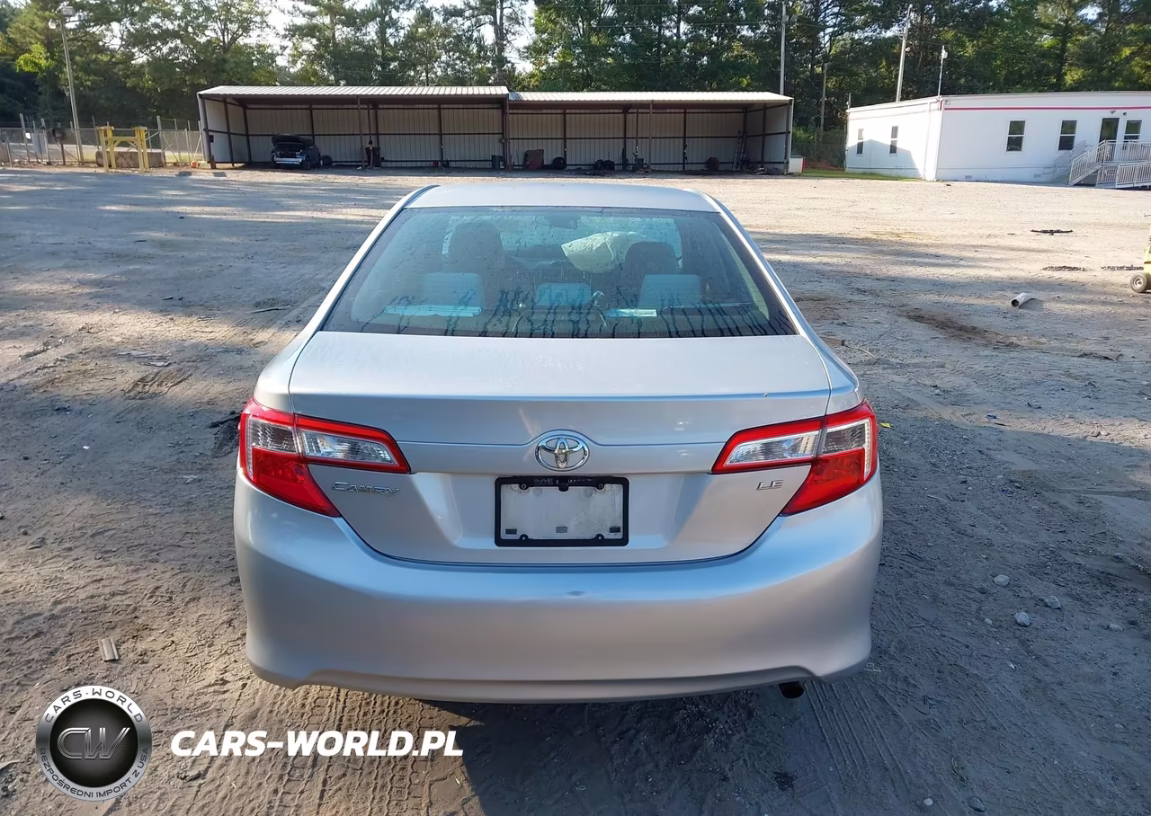 2014 Toyota Camry Le VIN:4T1BF1FK7EU738993 - 16