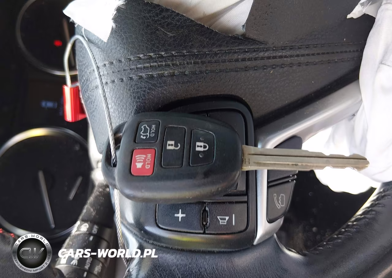 2015 Toyota Highlander Le Plus V6 VIN:5TDZKRFH7FS081376 - 11