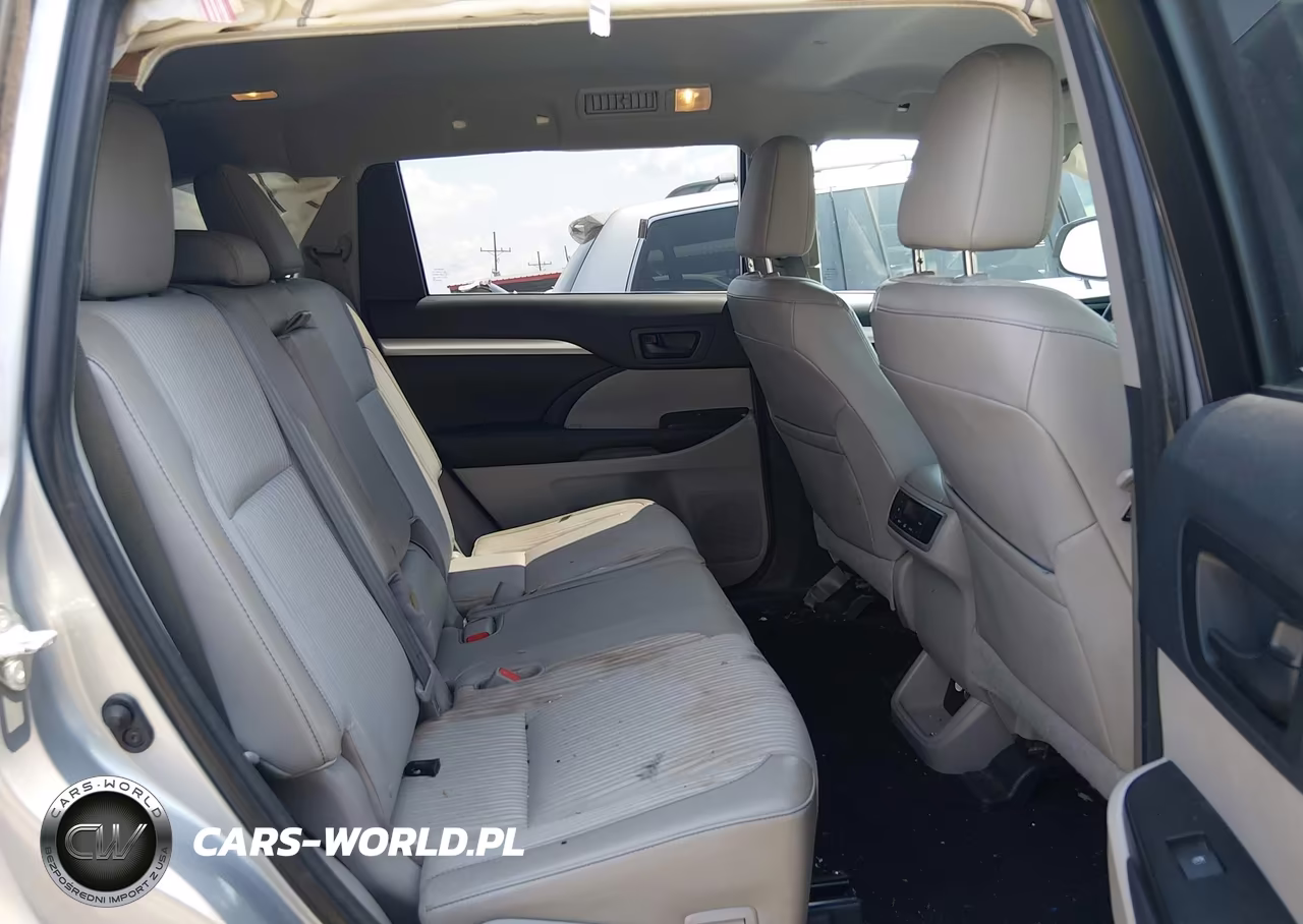 2015 Toyota Highlander Le Plus V6 VIN:5TDZKRFH7FS081376 - 8