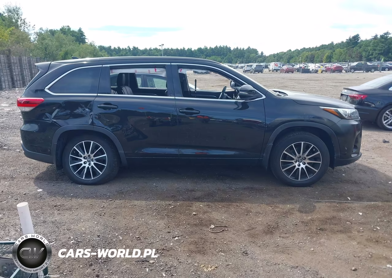 2018 Toyota Highlander Se VIN:5TDJZRFH4JS821211 - 13