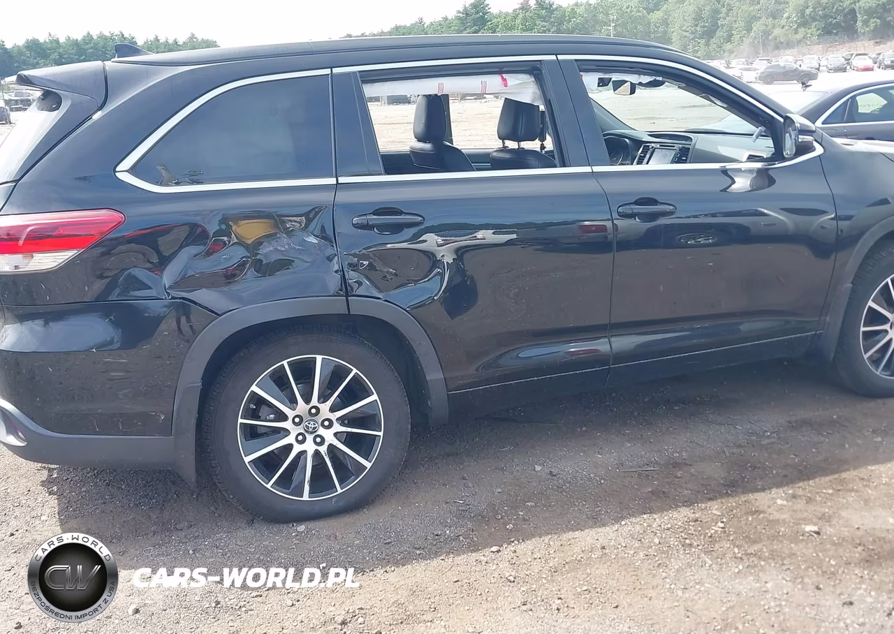 2018 Toyota Highlander Se VIN:5TDJZRFH4JS821211 - 6