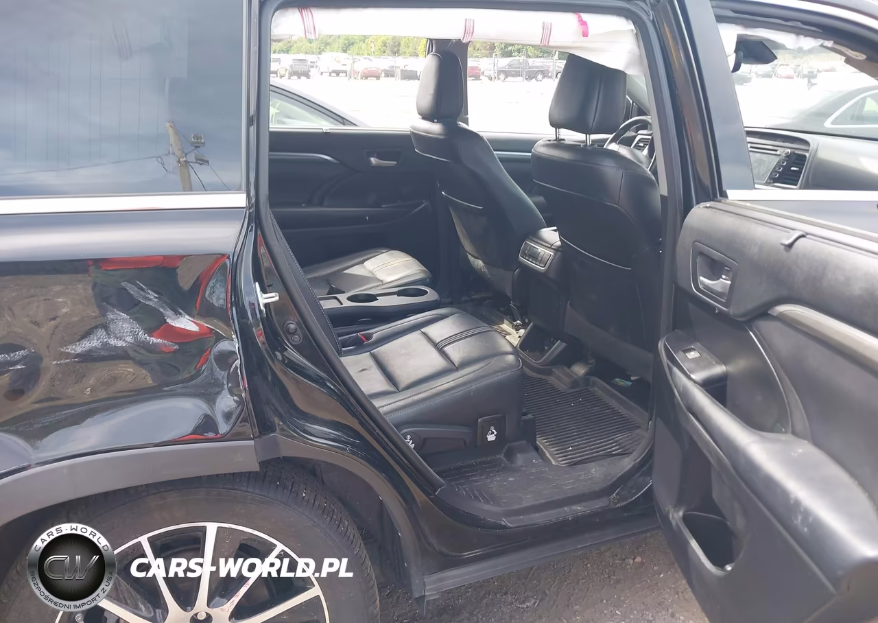 2018 Toyota Highlander Se VIN:5TDJZRFH4JS821211 - 8