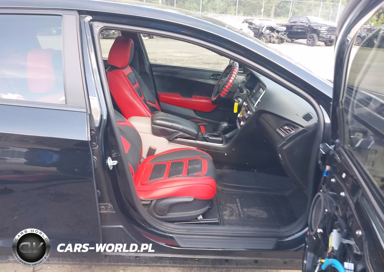 2019 Hyundai Sonata Se VIN:5NPE24AF6KH795765 - 5