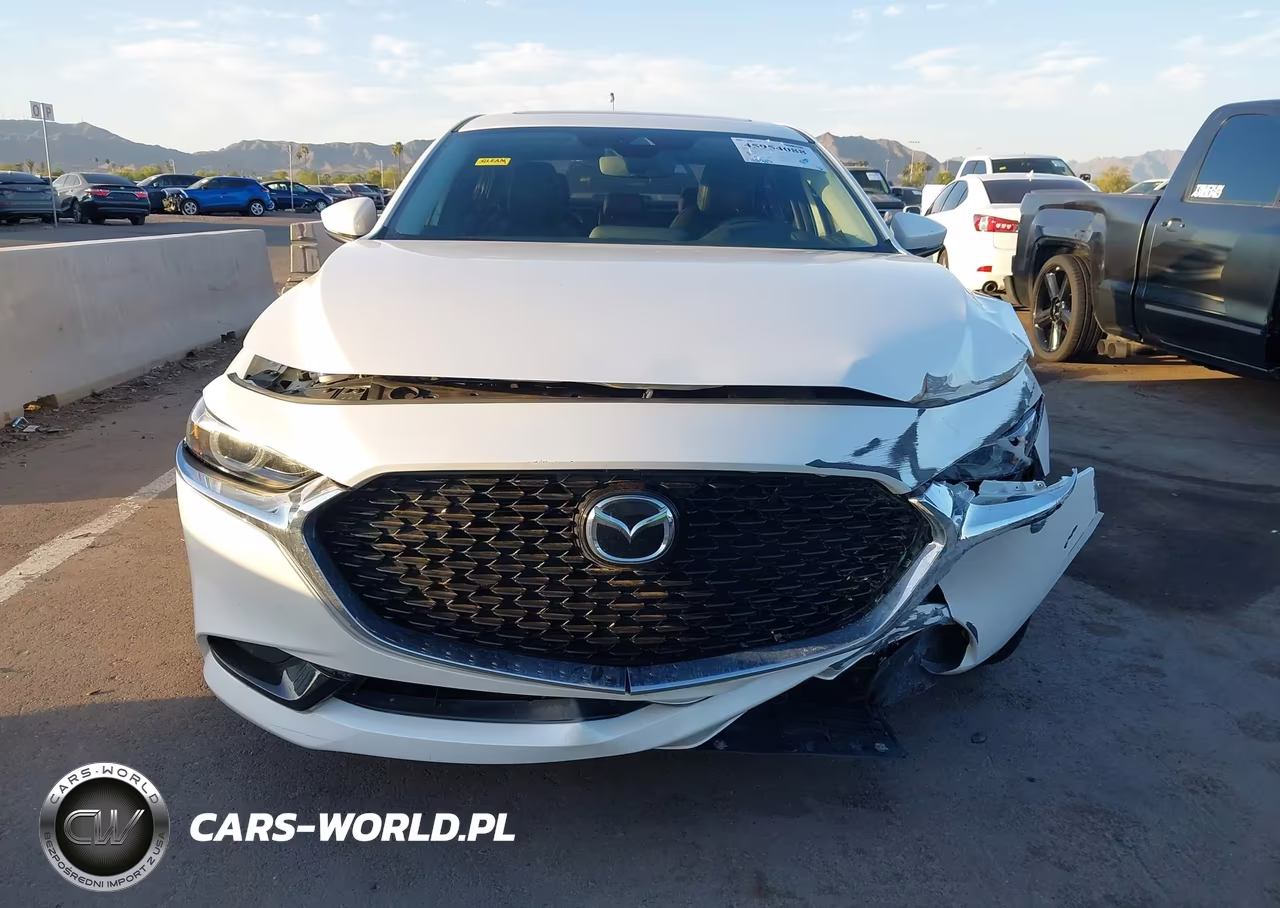 2022 Mazda Mazda3 Premium VIN:3MZBPADL4NM312063 - 12