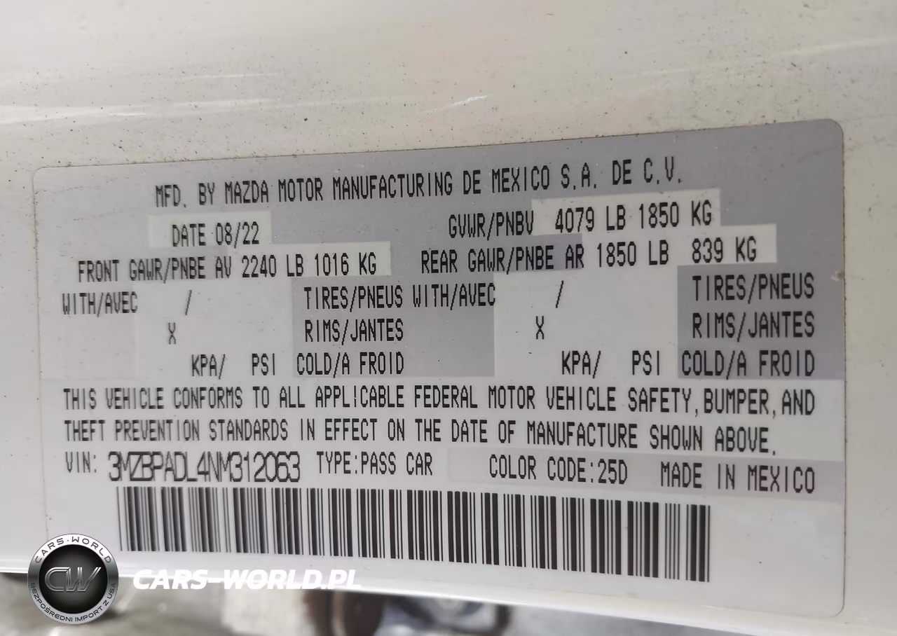 2022 Mazda Mazda3 Premium VIN:3MZBPADL4NM312063 - 9