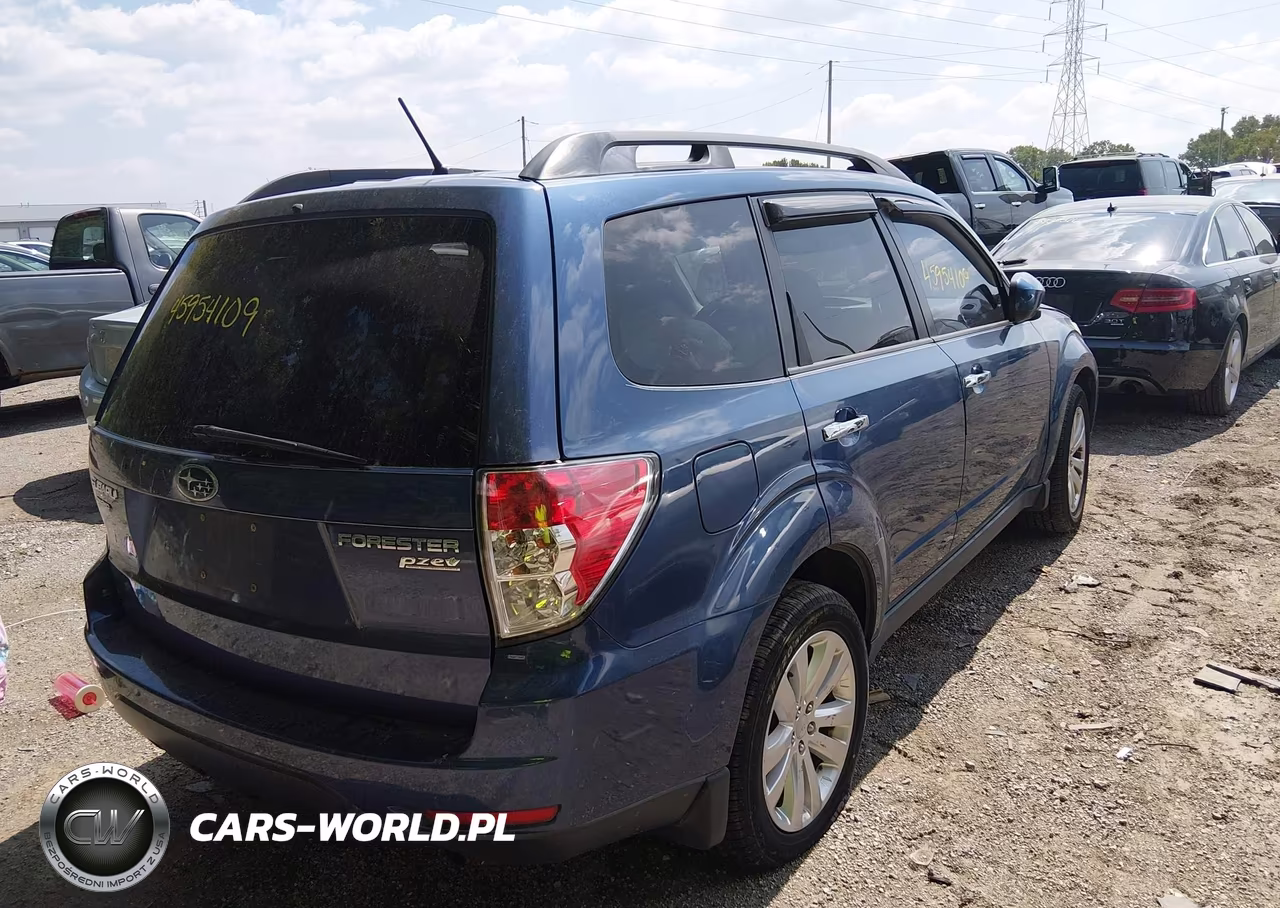 2011 Subaru Forester 2.5X Premium VIN:JF2SHADC0BH727527 - 12