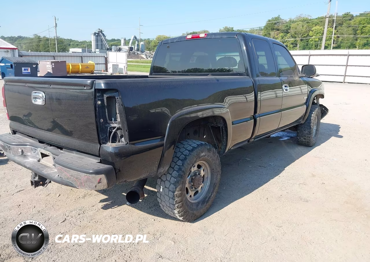 2007 Chevrolet Silverado 2500Hd Classic Lt3 VIN:1GCHK29D57E113003 - 4