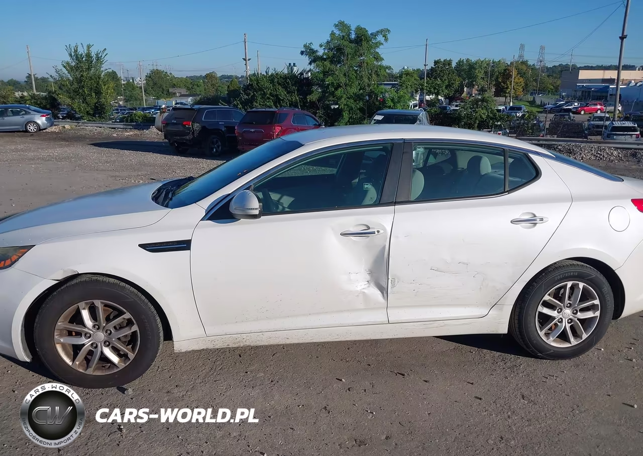 2012 Kia Optima Lx VIN:5XXGM4A73CG072206 - 6