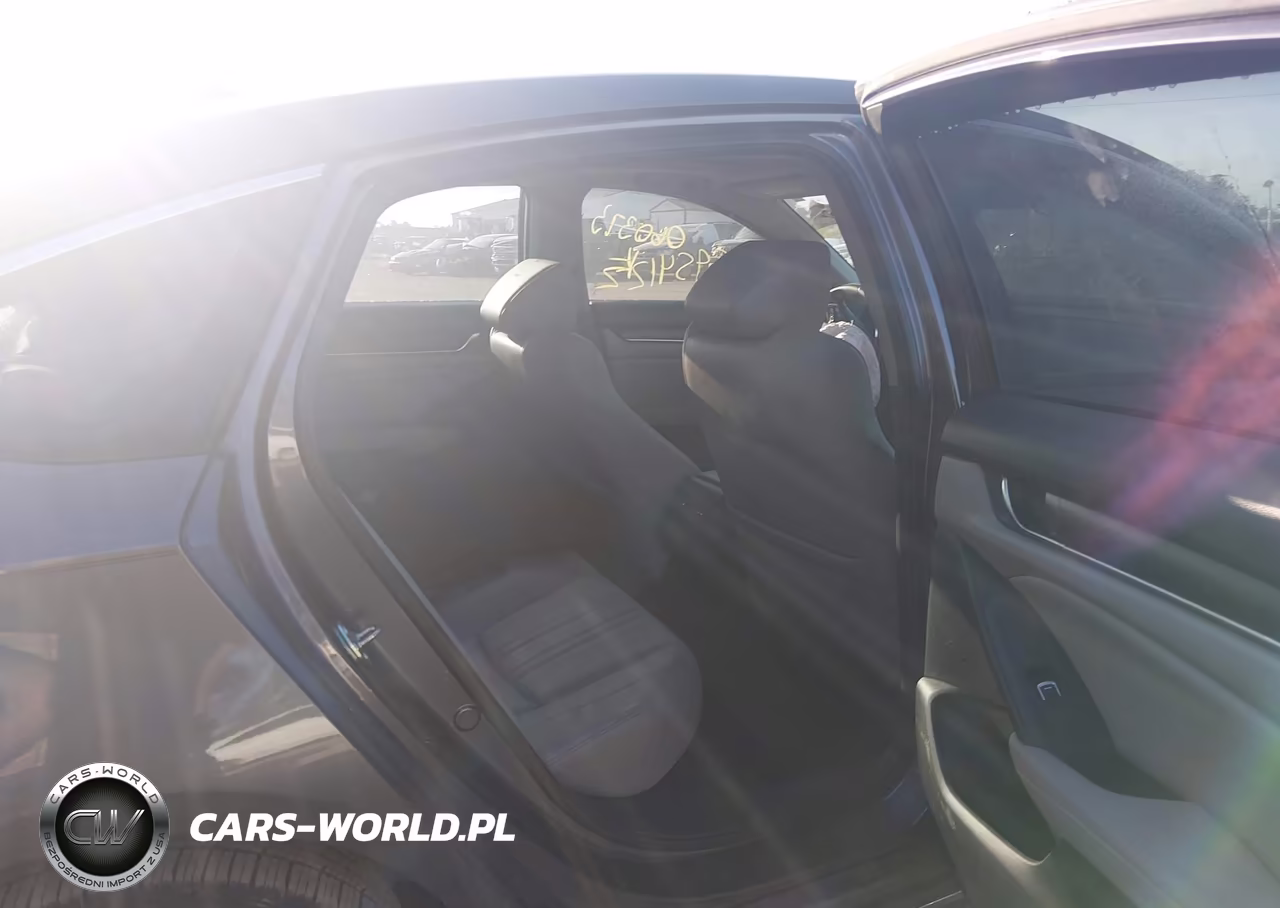 2018 Honda Accord Ex-L VIN:1HGCV1F51JA060373 - 8