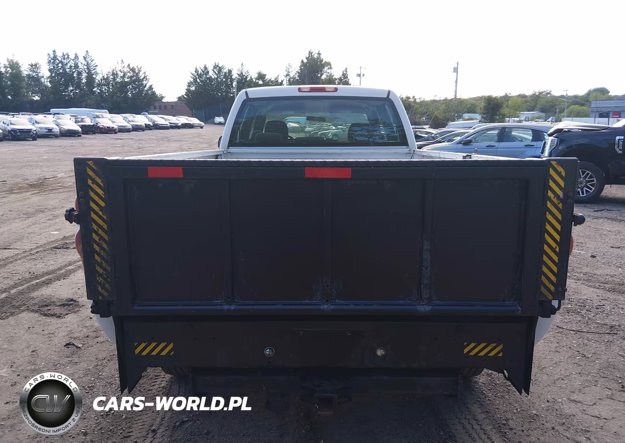 2005 Chevrolet Silverado 3500 Work Truck VIN:1GCHK33U55F937525 - 16