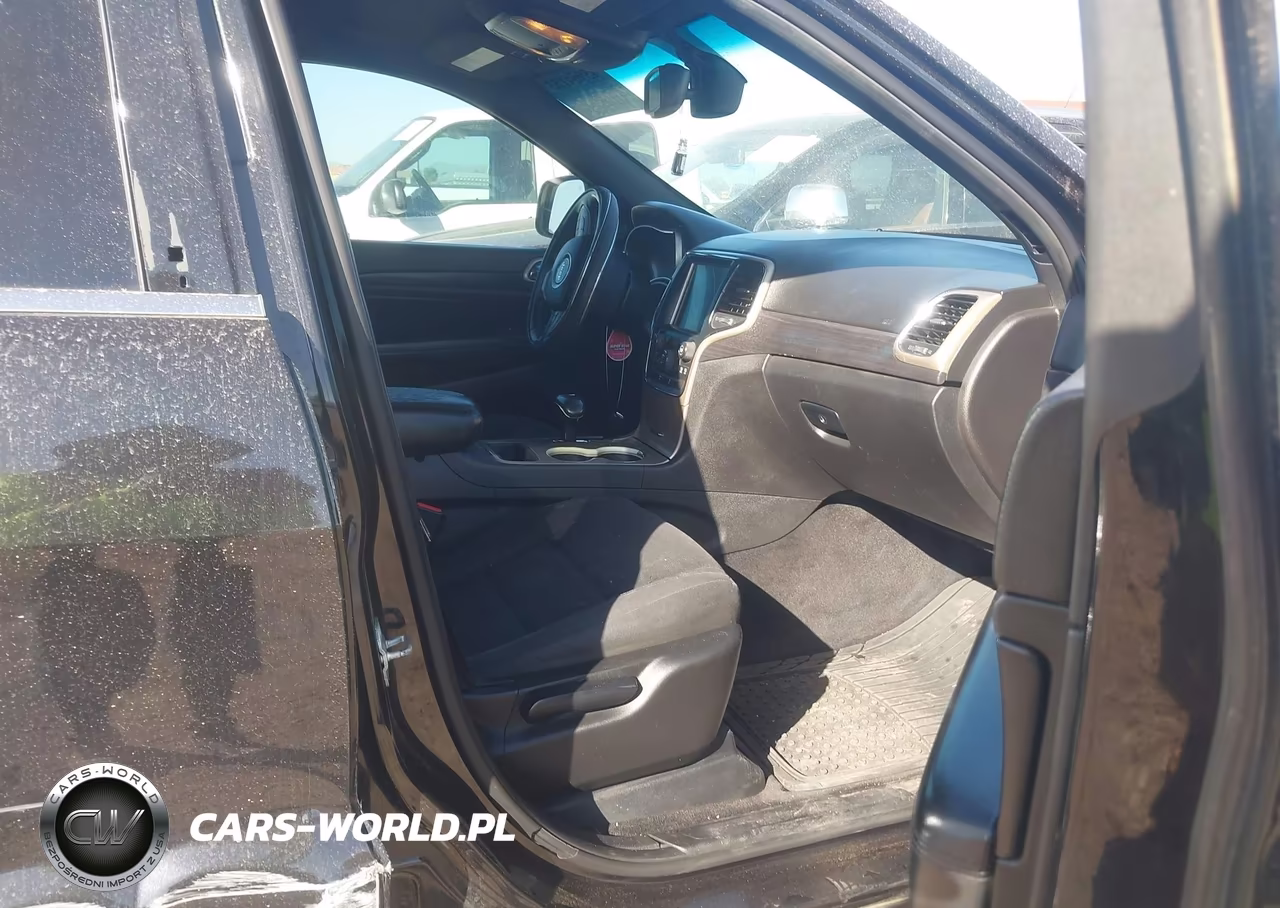 2014 Jeep Grand Cherokee Laredo VIN:1C4RJEAG7EC114080 - 5