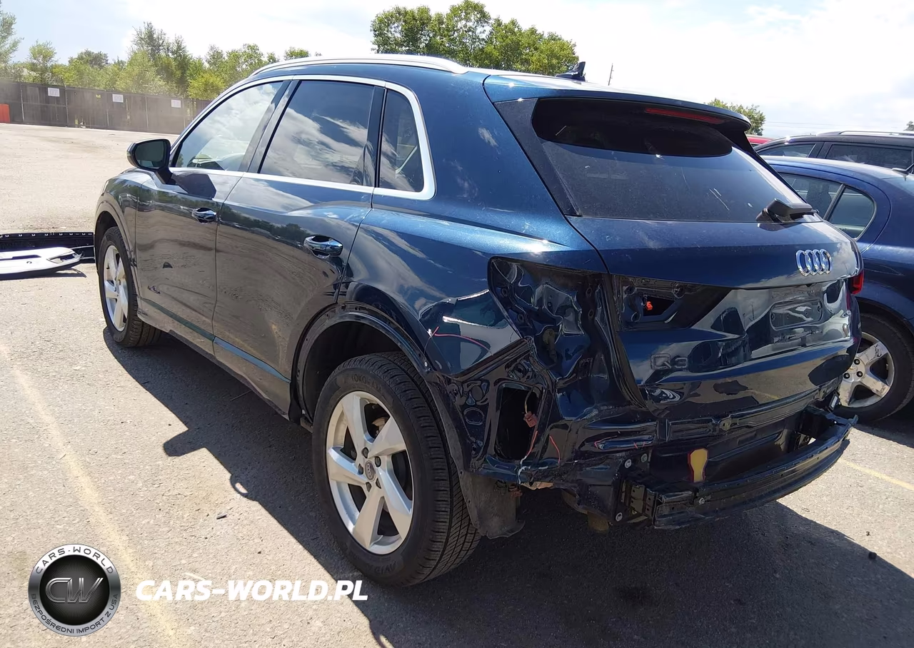 2020 Audi Q3 Premium Plus 45 Tfsi Quattro Tiptronic VIN:WA1BECF30L1102954 - 3