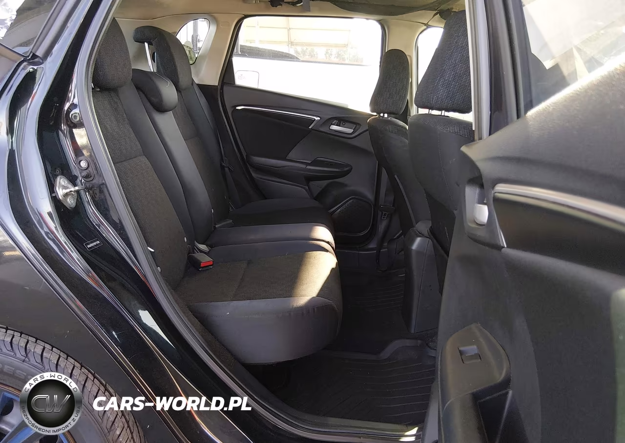 2015 Honda Fit Lx VIN:3HGGK5H57FM715385 - 8
