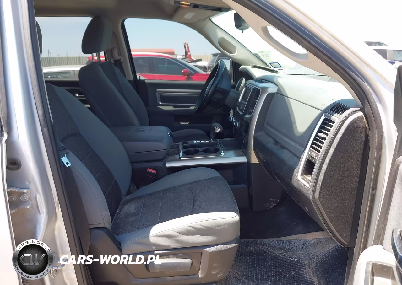 2013 Dodge Ram 1500 VIN:1C6RR6LT5DS633648 - 5