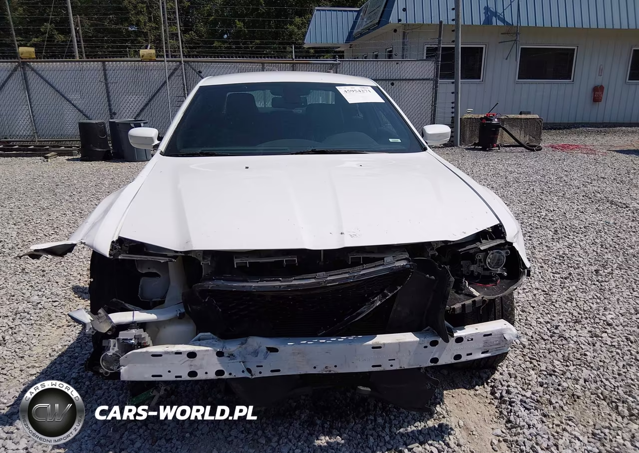 2016 Chrysler 300 300S VIN:2C3CCABG0GH268688 - 12