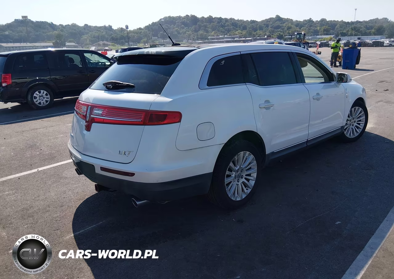 2012 Lincoln Mkt VIN:2LMHJ5FR7CBL53616 - 4