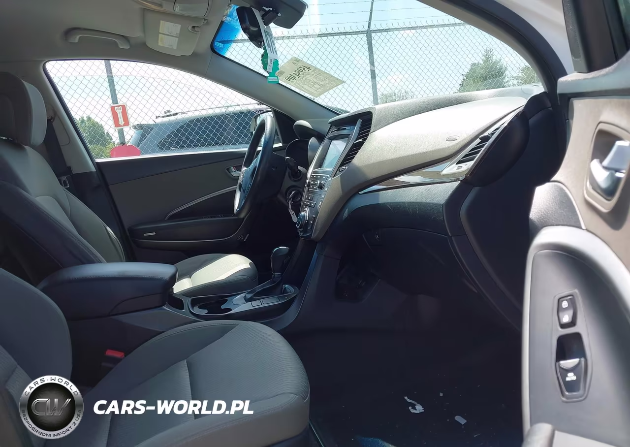 2017 Hyundai Santa Fe Se VIN:KM8SMDHF3HU208323 - 5
