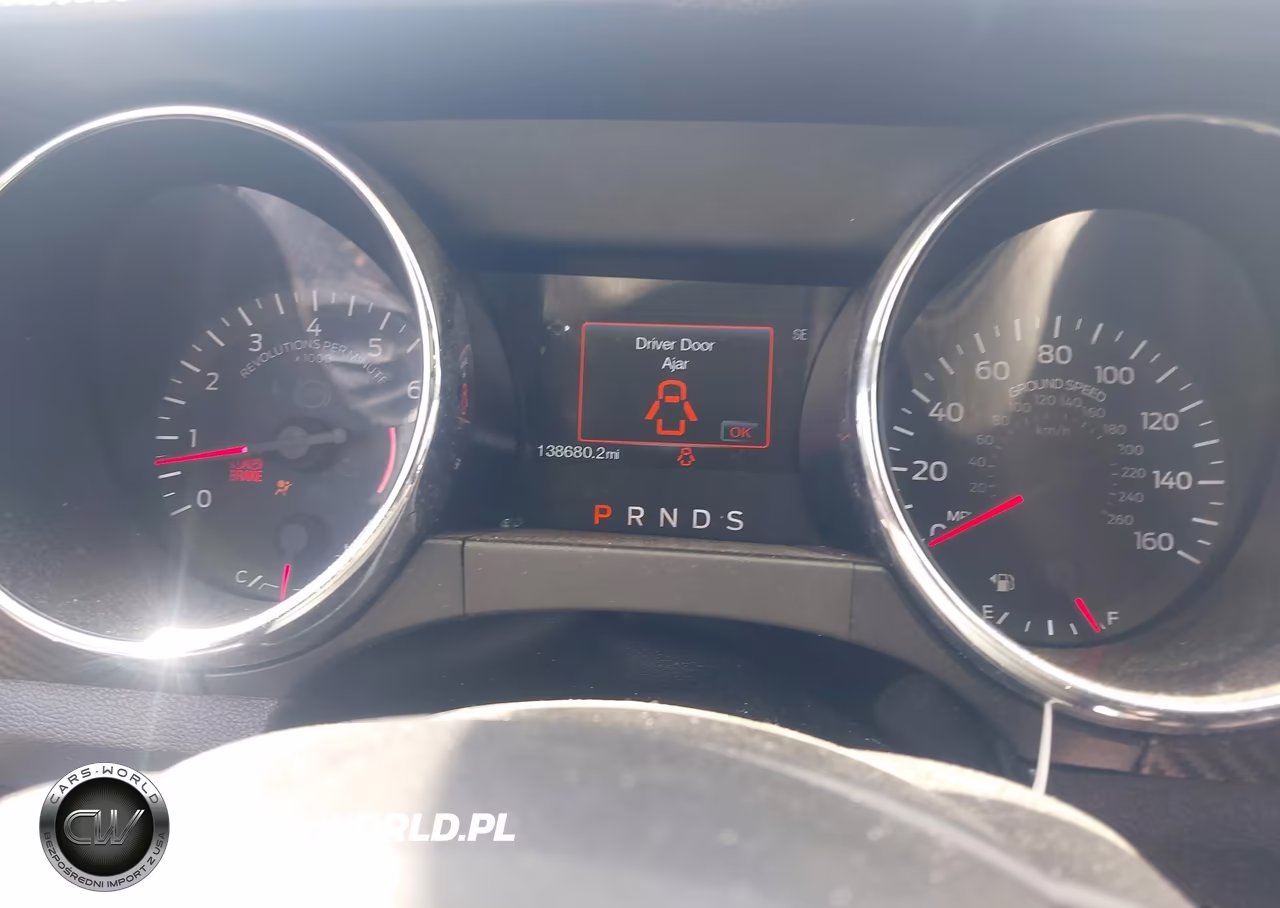 2016 Ford Mustang V6 VIN:1FATP8EM7G5307235 - 15