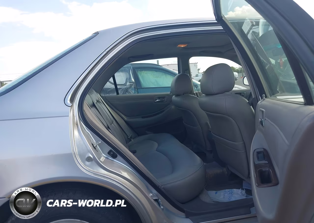 2001 Honda Accord 3.0 Ex VIN:1HGCG16561A035365 - 8