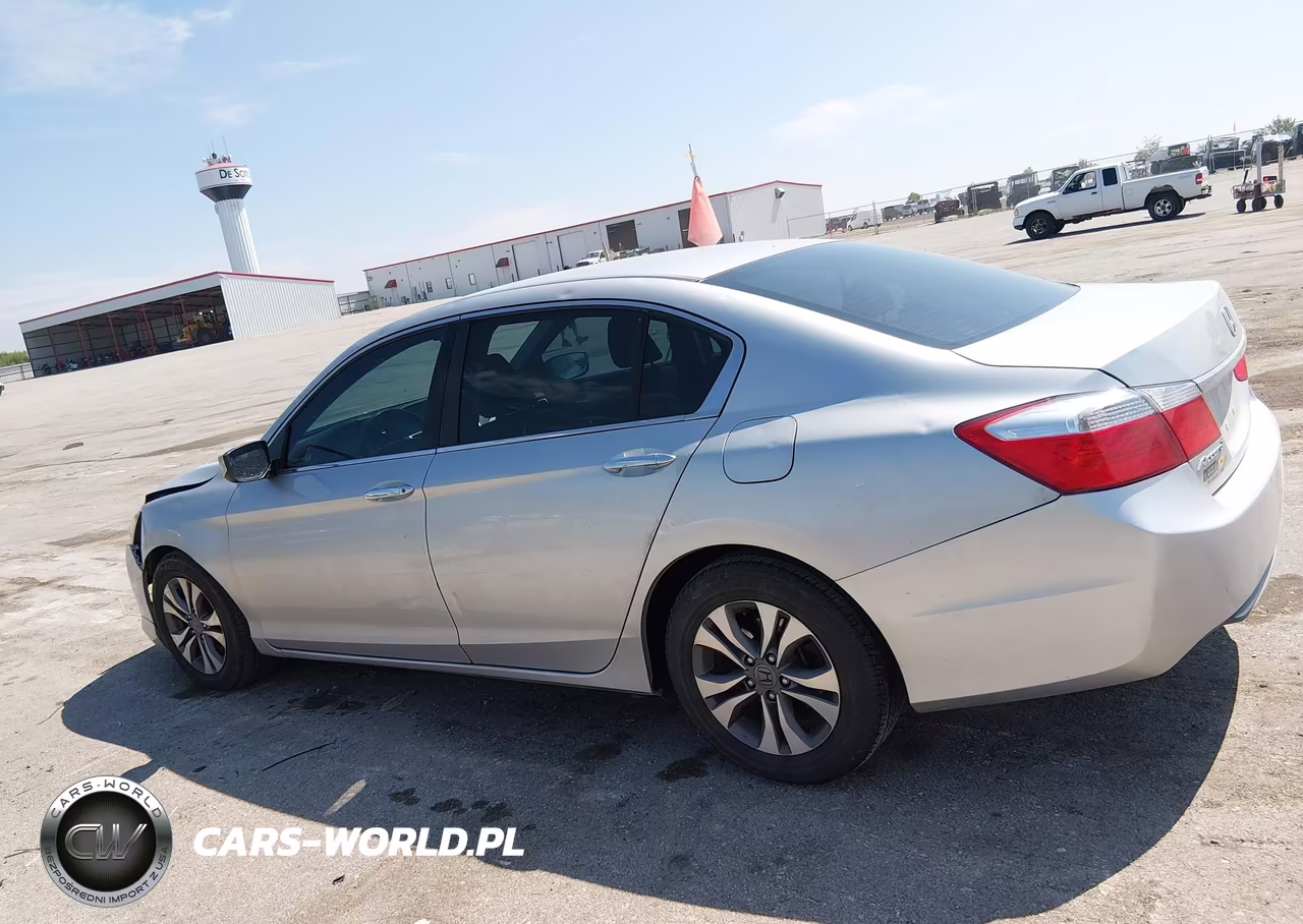 2015 Honda Accord Lx VIN:1HGCR2F34FA053580 - 14