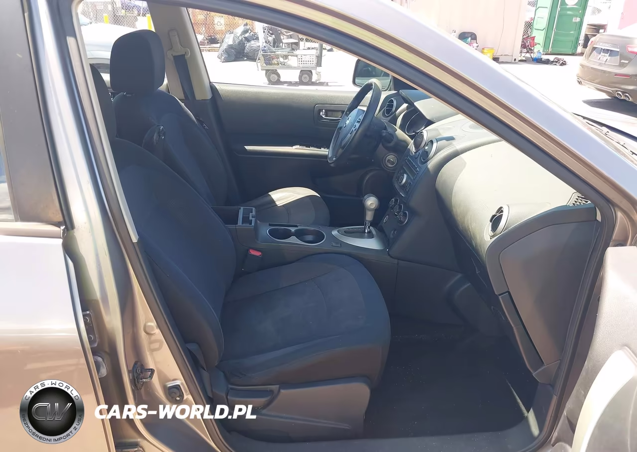 2013 Nissan Rogue S VIN:JN8AS5MT8DW504271 - 5