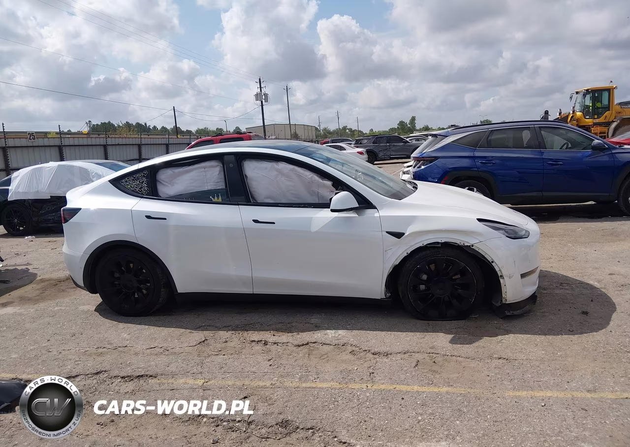 2022 Tesla Model Y Long Range Dual Motor All-Wheel Drive VIN:7SAYGAEE5NF400429 - 12