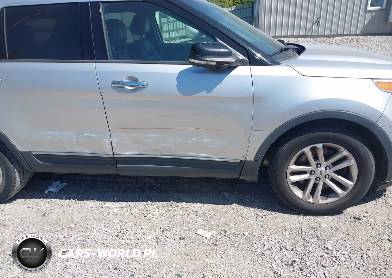 2015 Ford Explorer Xlt VIN:1FM5K7D86FGB09681 - 6