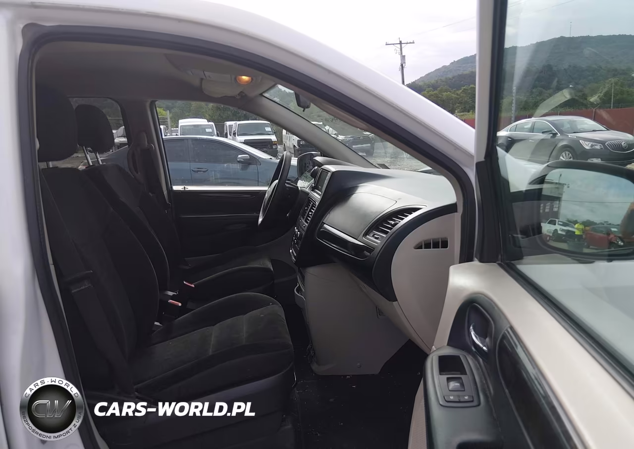 2018 Dodge Grand Caravan Se VIN:2C4RDGBG1JR156182 - 5