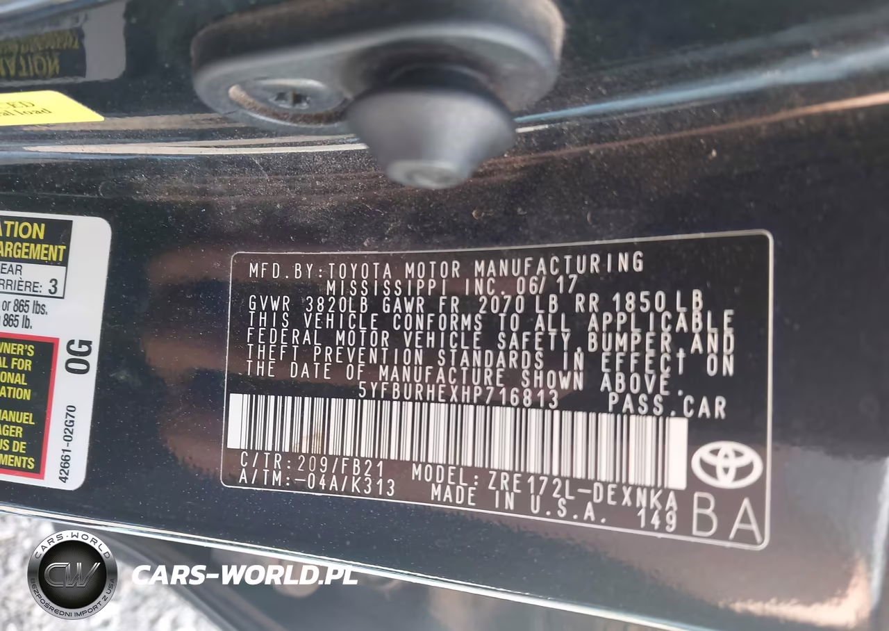 2017 Toyota Corolla Le VIN:5YFBURHEXHP716813 - 9