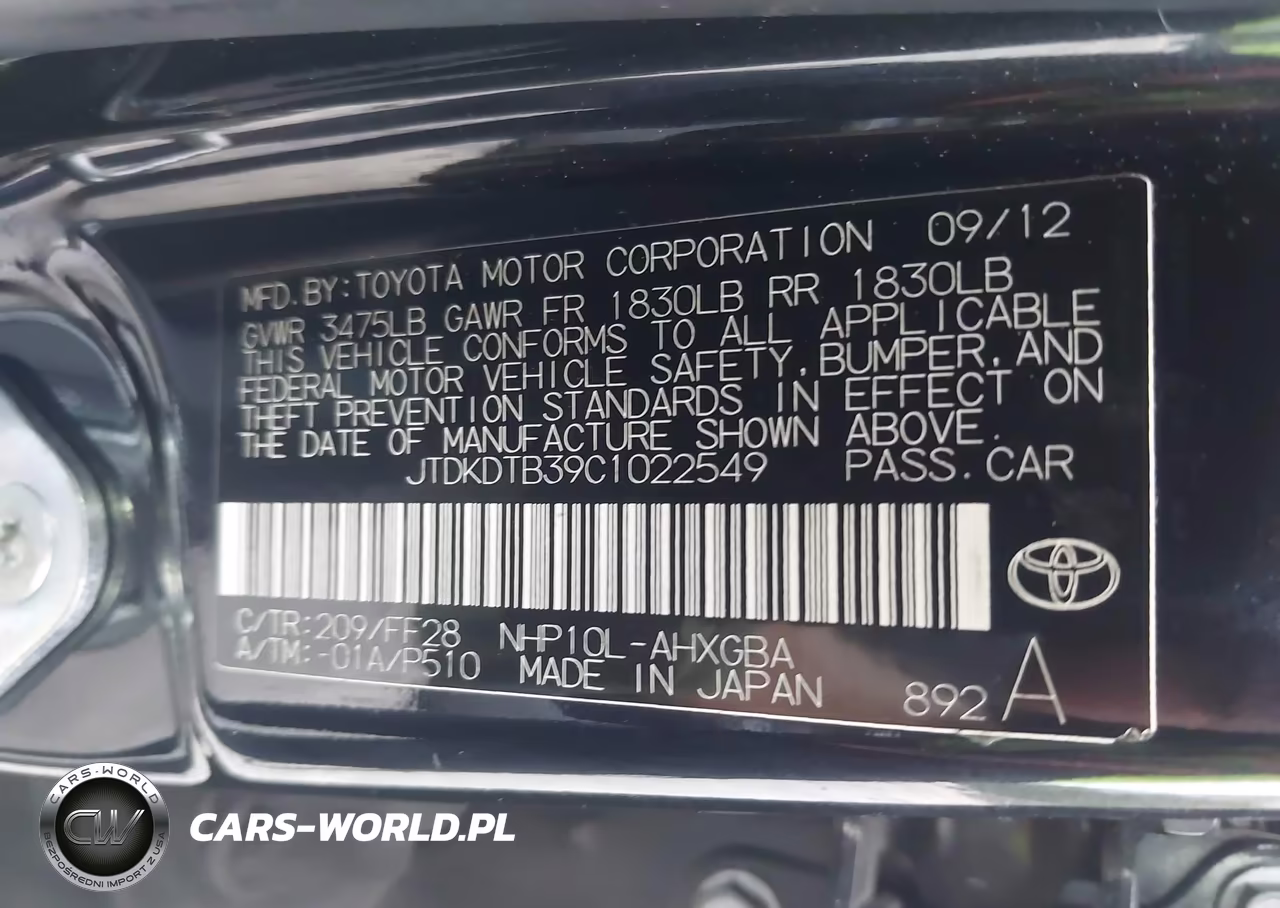 2012 Toyota Prius C Three VIN:JTDKDTB39C1022549 - 9