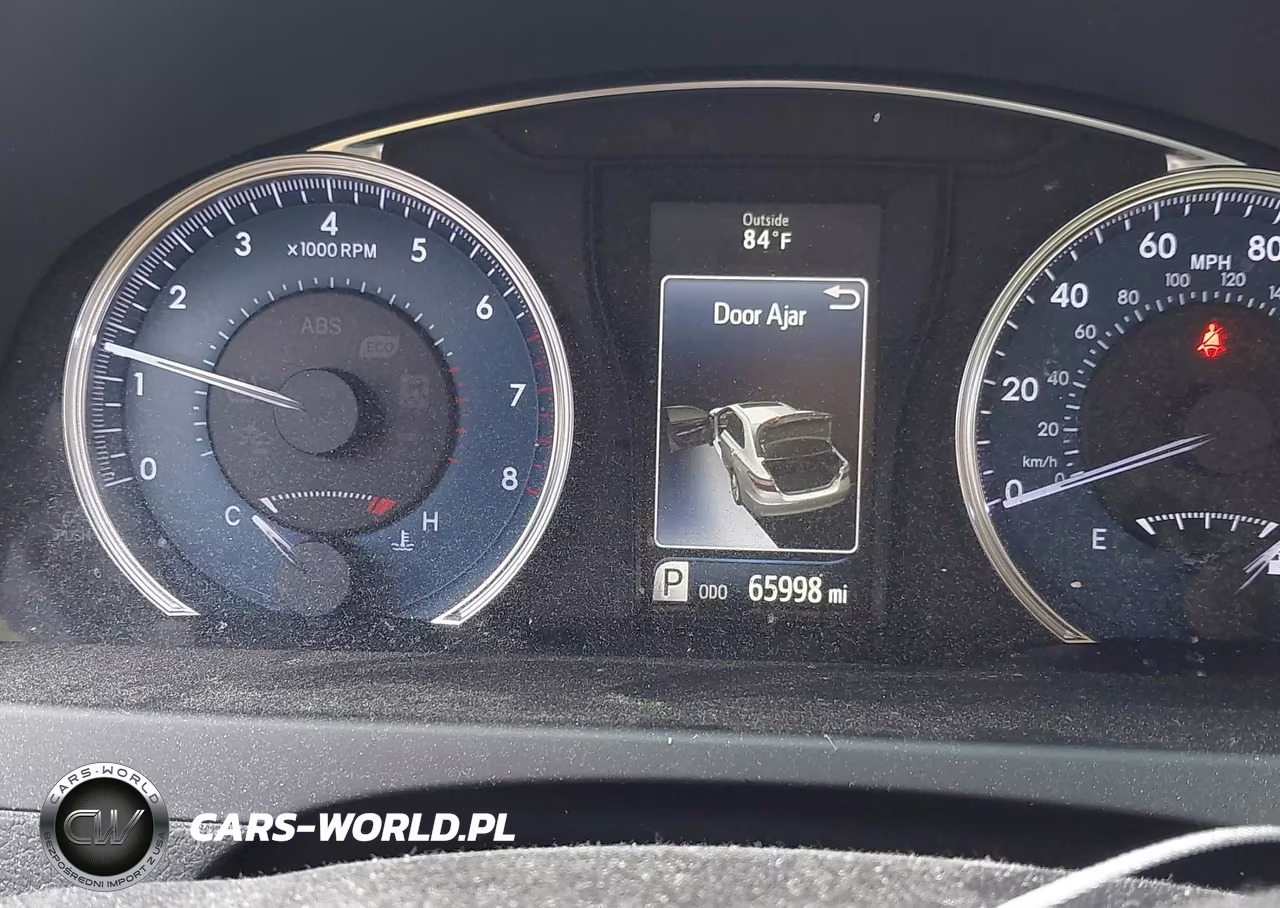 2016 Toyota Camry Le VIN:4T1BF1FK0GU257163 - 15