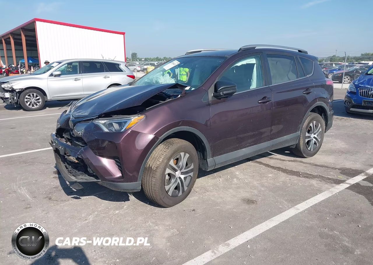 2018 Toyota Rav4 Le VIN:2T3ZFREV0JW492458 - 2