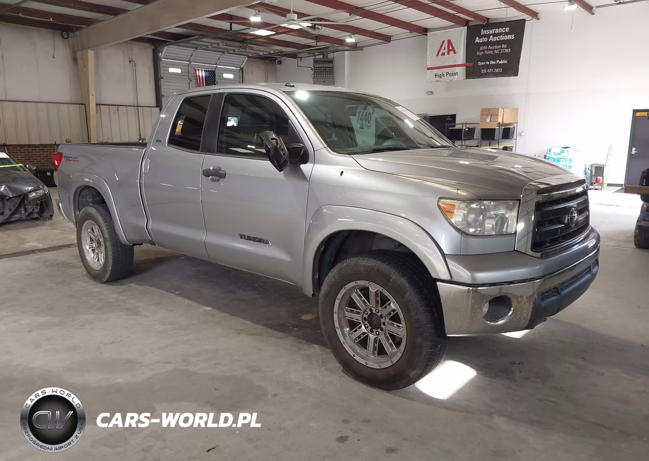 2013 Toyota Tundra Grade 4.6L V8