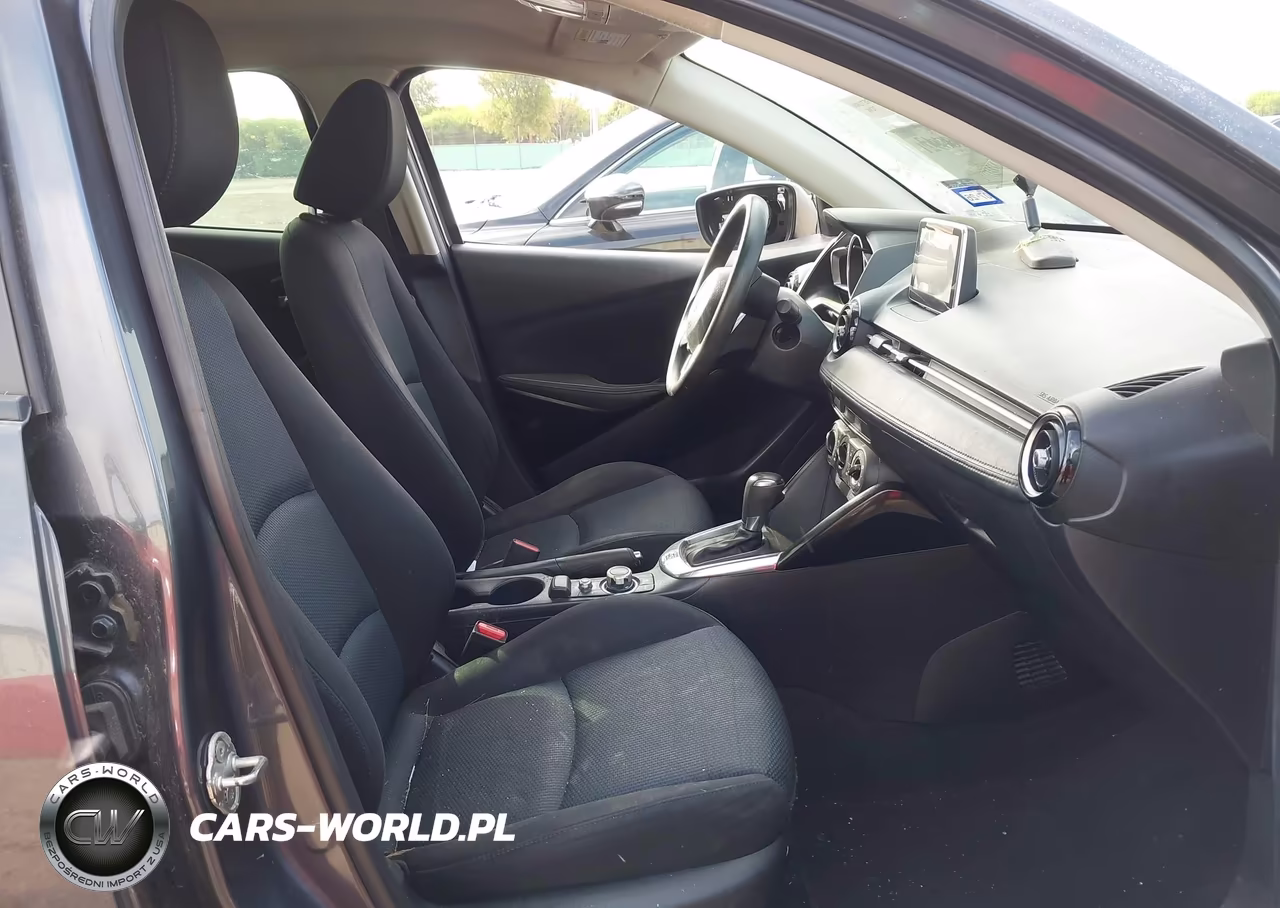 2017 Toyota Yaris Ia VIN:3MYDLBYV9HY172969 - 5
