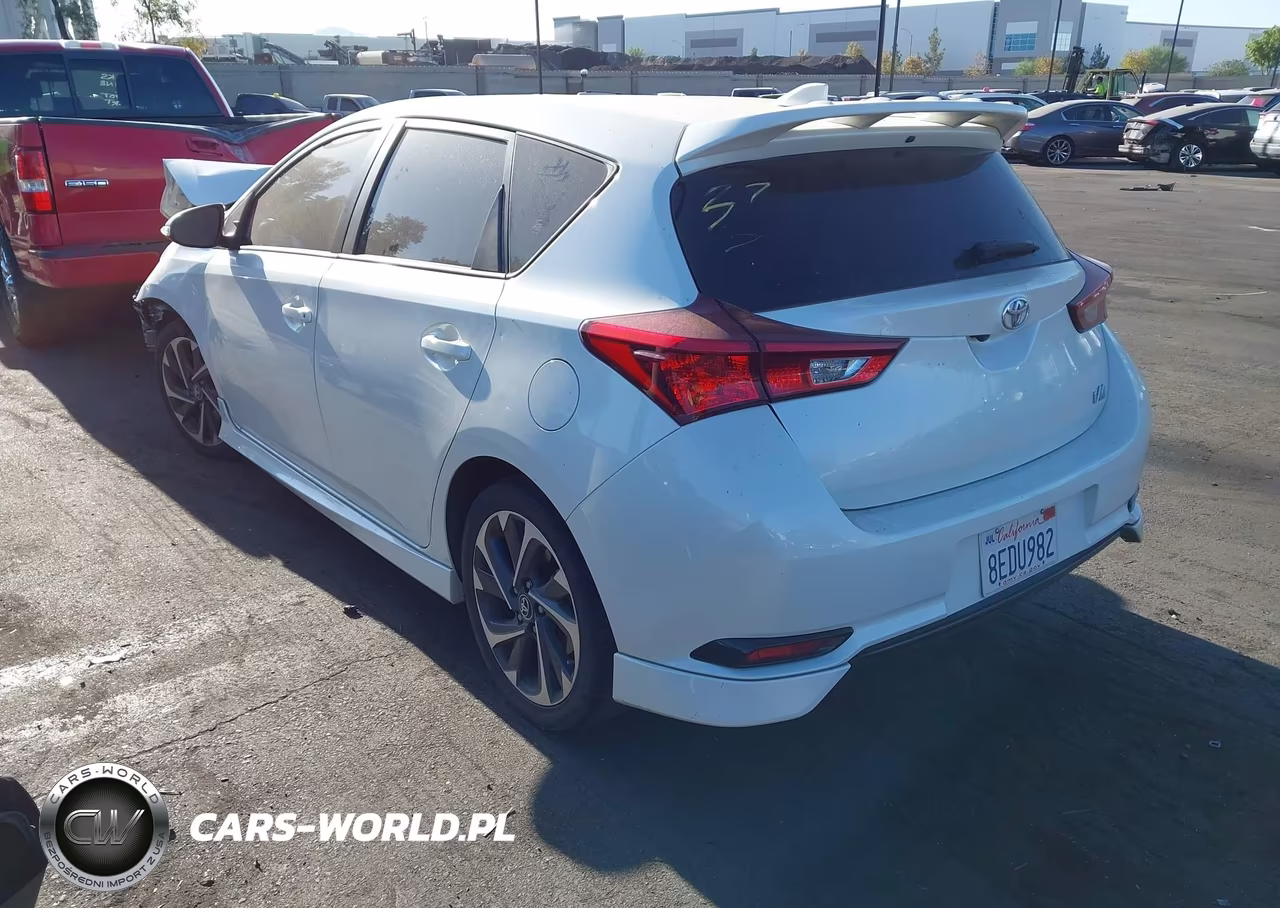 2018 Toyota Corolla Im VIN:JTNKARJE2JJ570710 - 3