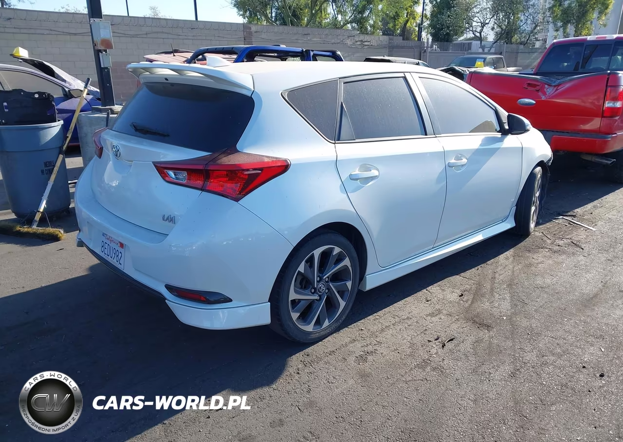 2018 Toyota Corolla Im VIN:JTNKARJE2JJ570710 - 4
