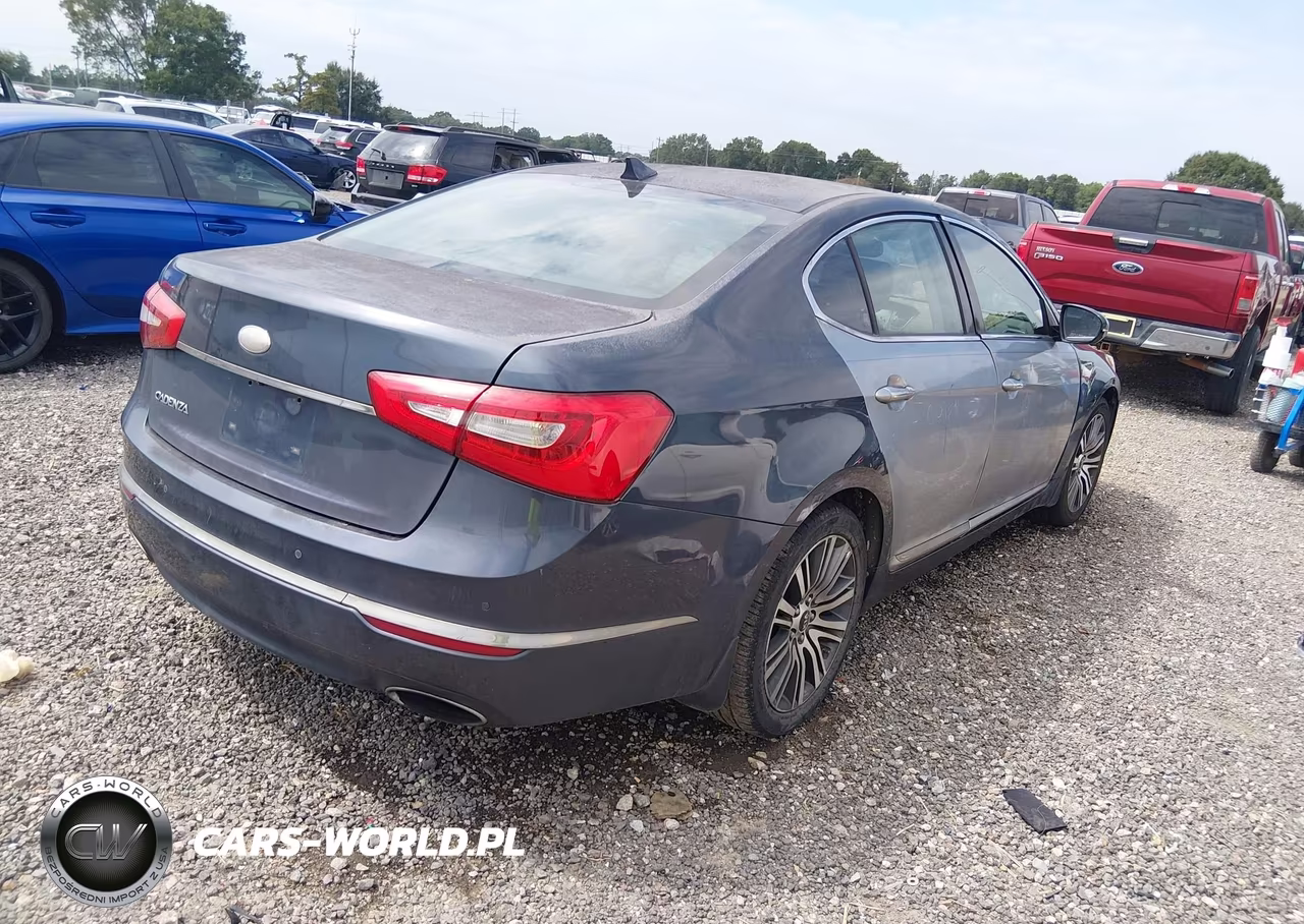 2014 Kia Cadenza Premium VIN:KNALN4D74E5120579 - 4