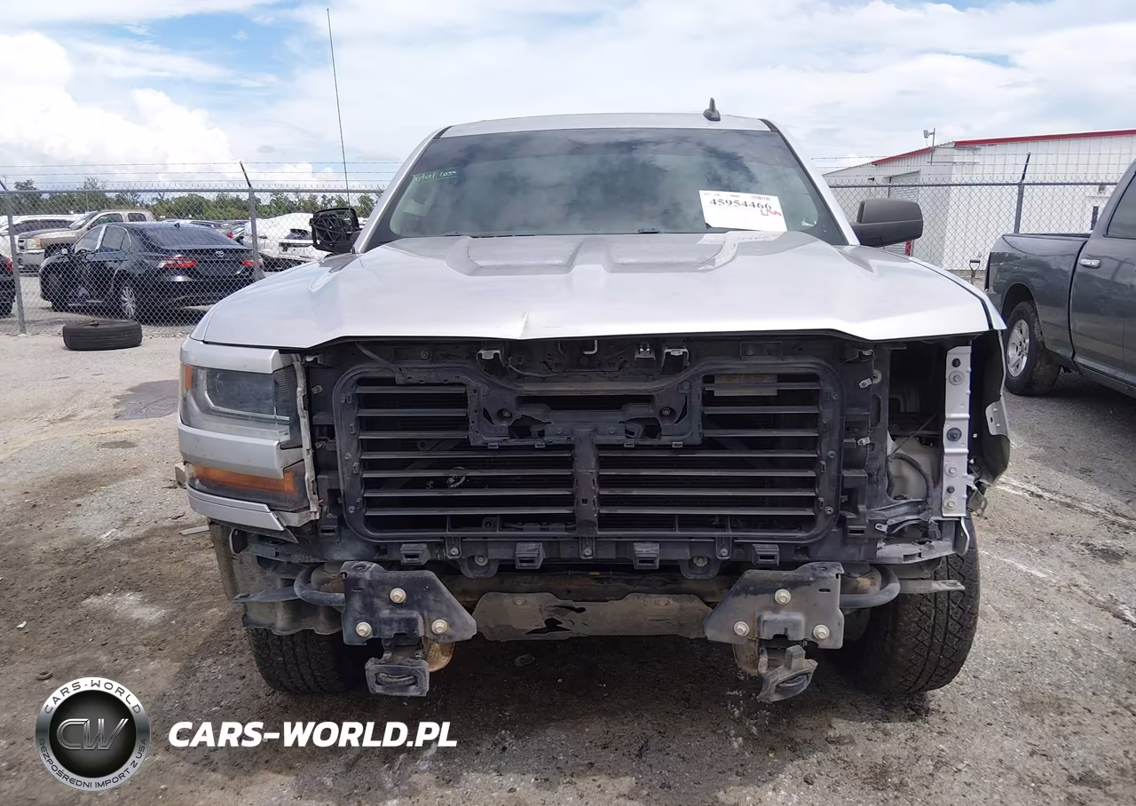 2018 Chevrolet Silverado 1500 Custom VIN:1GCRCPEC3JZ317231 - 13