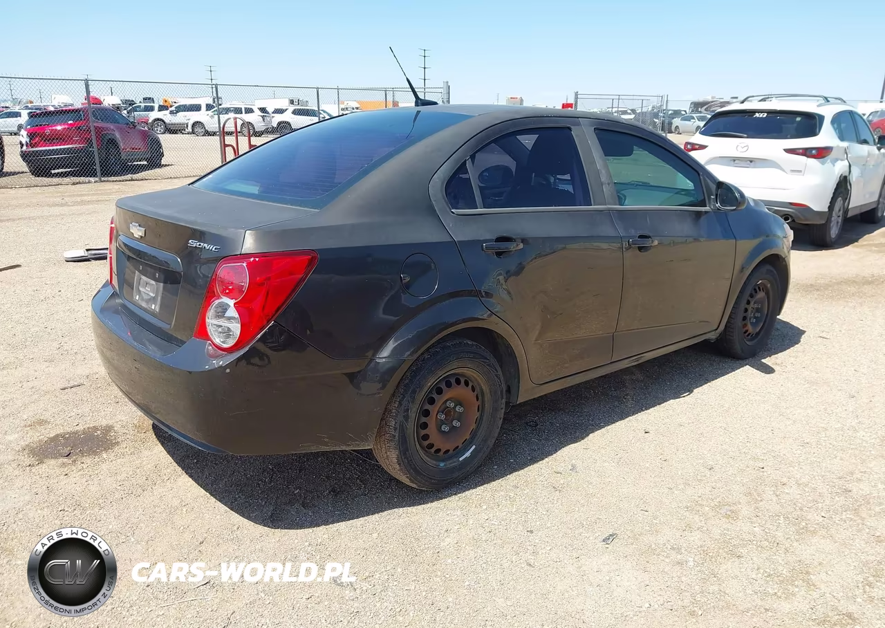 2013 Chevrolet Sonic Ls Auto VIN:1G1JA5SH3D4247067 - 4