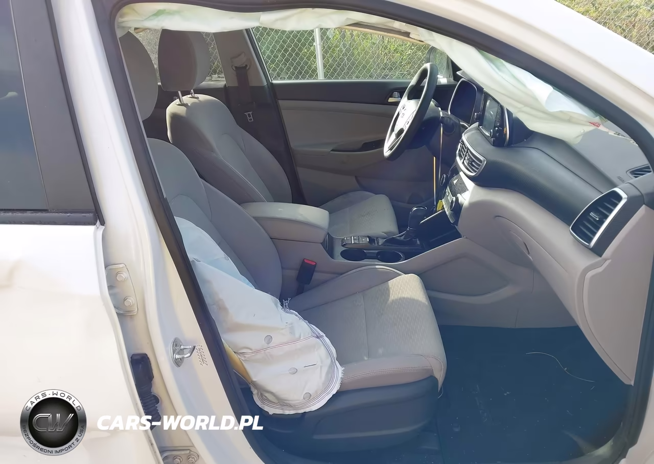 2021 Hyundai Tucson Value VIN:KM8J3CA40MU286070 - 5