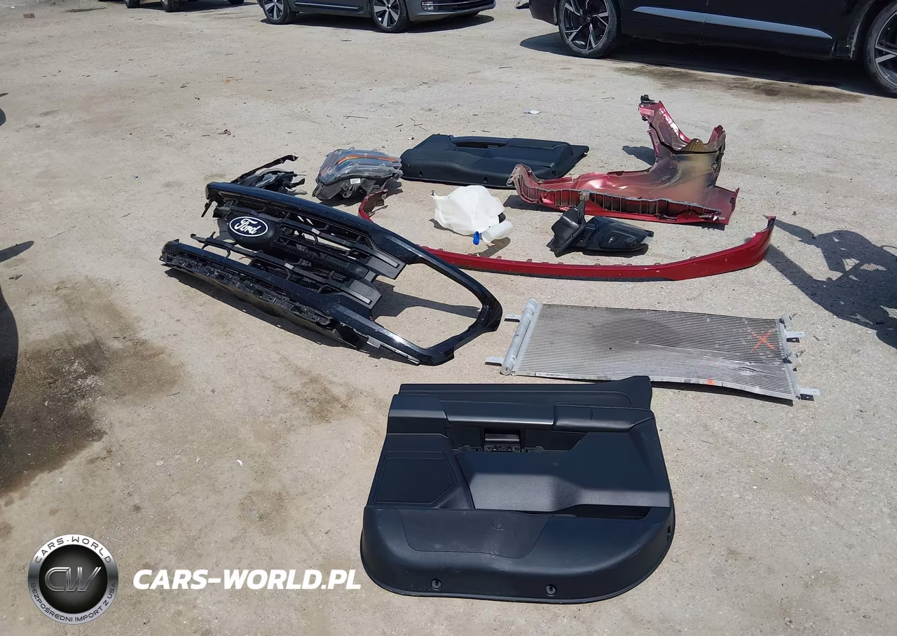 2024 Ford F-150 Xlt VIN:1FTFW3L82RKE45692 - 12