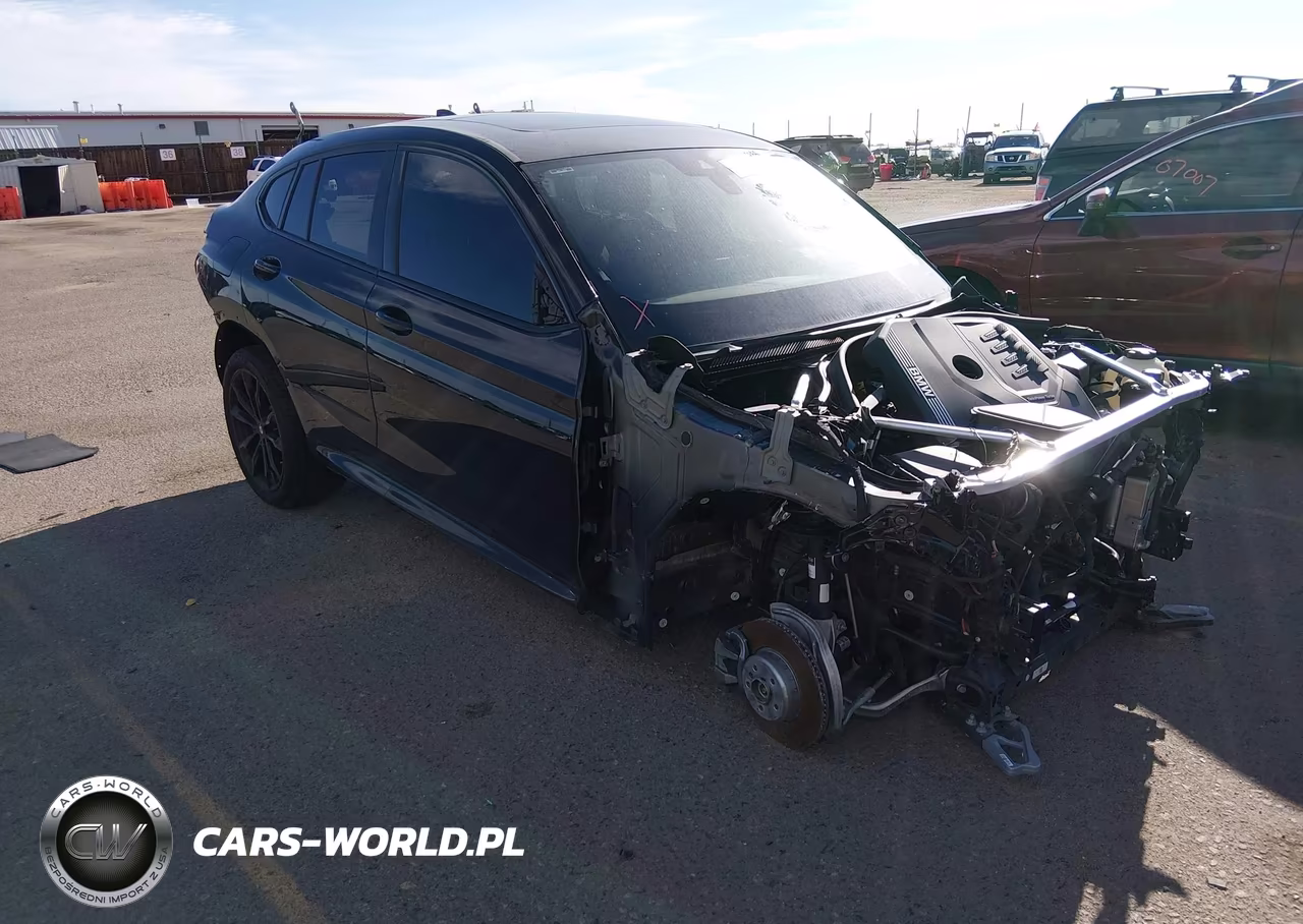 2025 BMW X4 xDrive30I