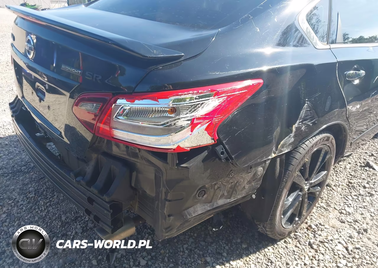 2018 Nissan Altima 2.5 Sr VIN:1N4AL3AP0JC289525 - 19