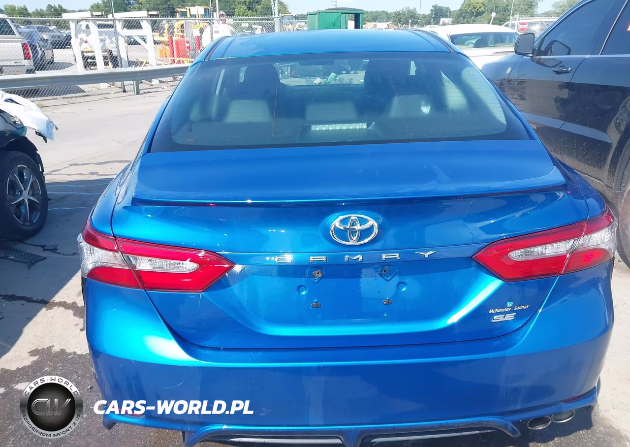 2018 Toyota Camry Se VIN:4T1B11HK2JU095510 - 16